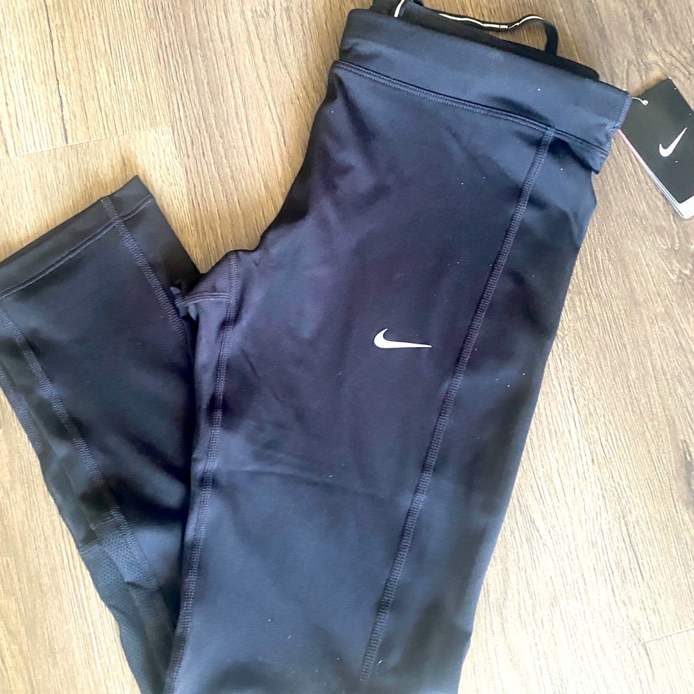 NWT Nike Power Essential Dri-Fit Running Crop Leggings 667623 size medium